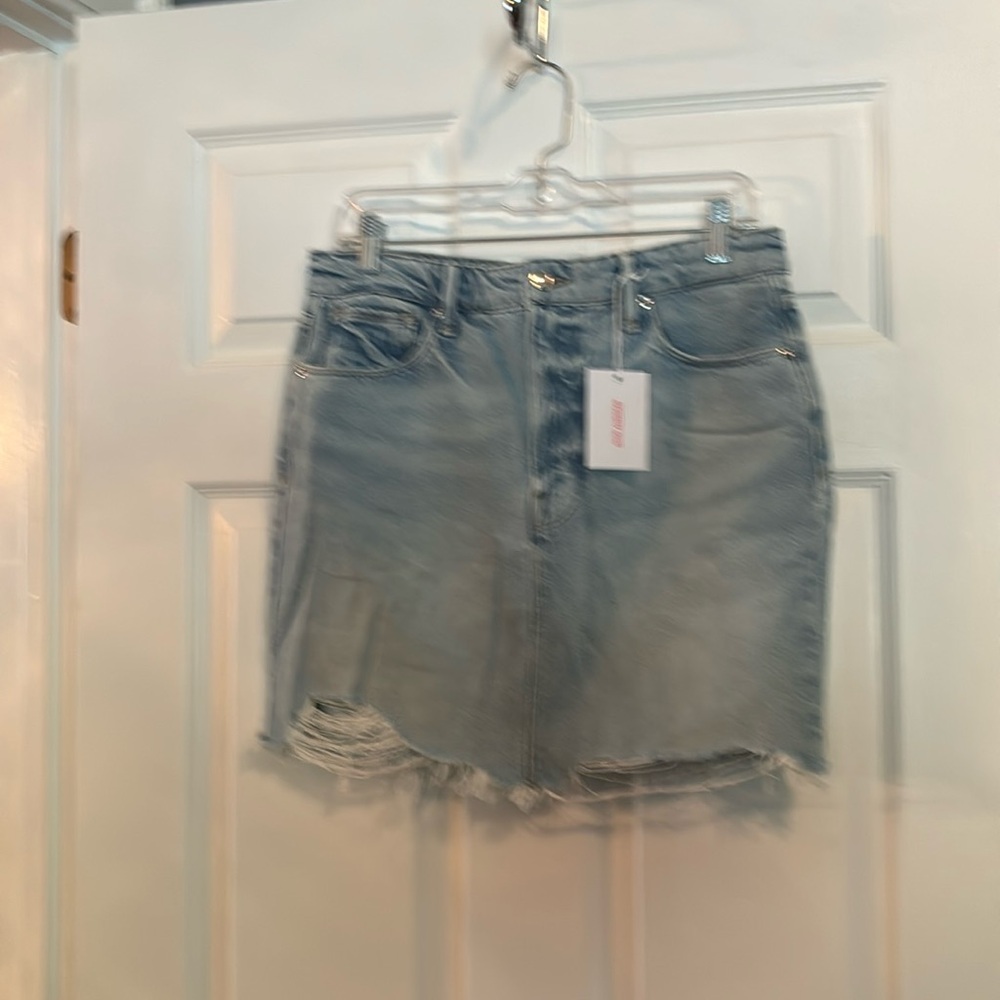 NWT GOOD AMERICAN DENIM DISTRESSED MINI SKIRT